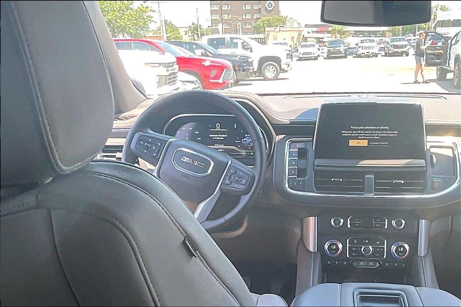 2024 GMC Yukon SLT