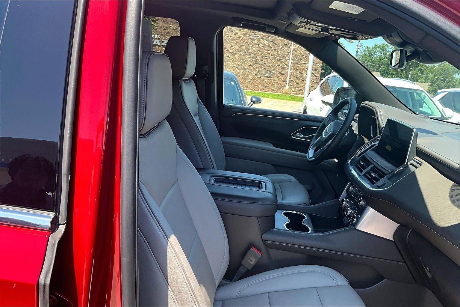 2024 GMC Yukon SLT