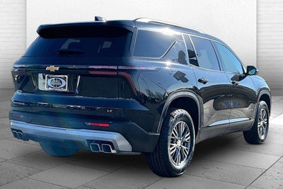 2024 Chevrolet Traverse LT