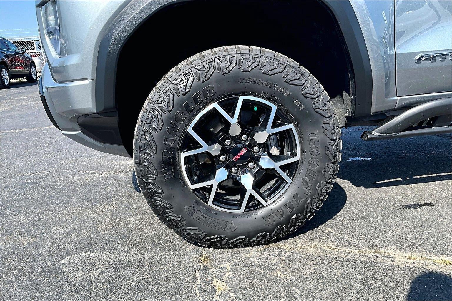 2024 GMC Canyon AT4X