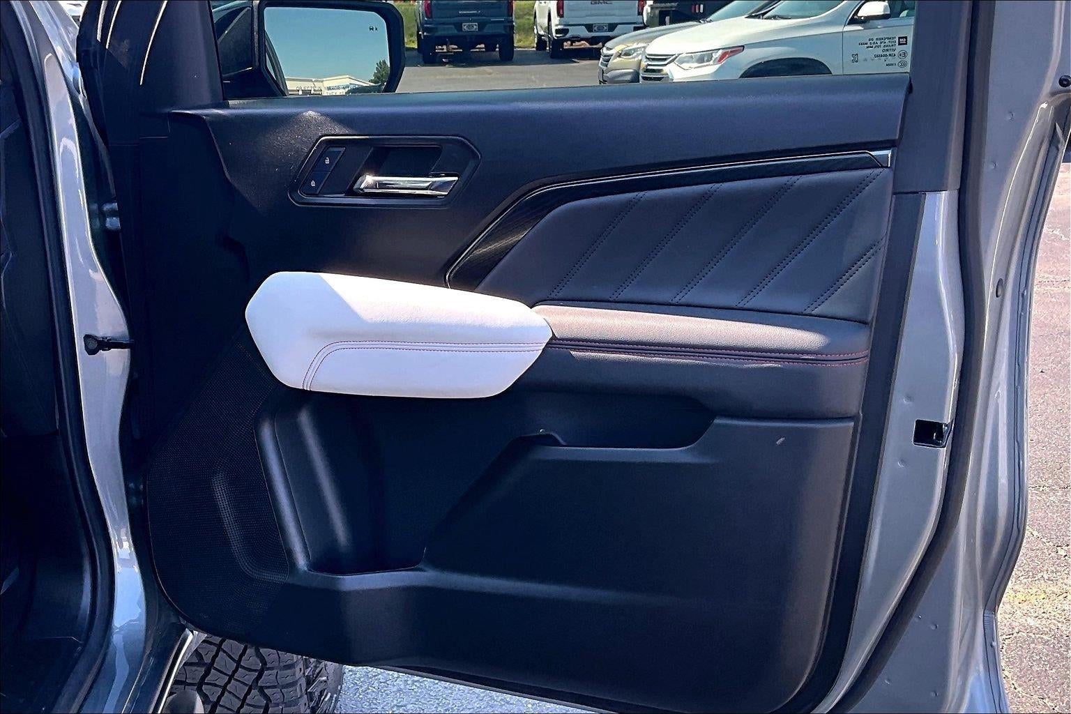 2024 GMC Canyon AT4X
