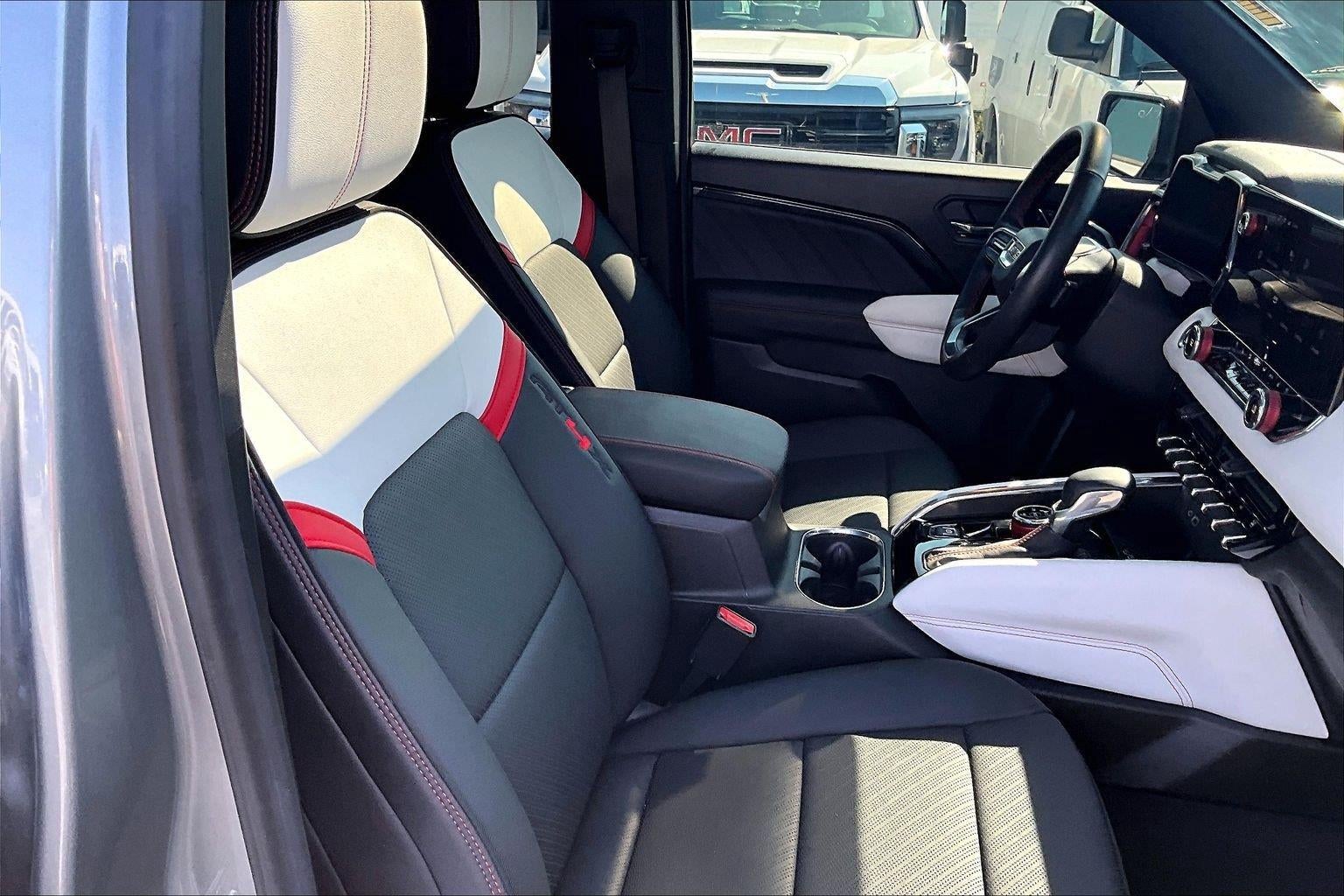 2024 GMC Canyon AT4X