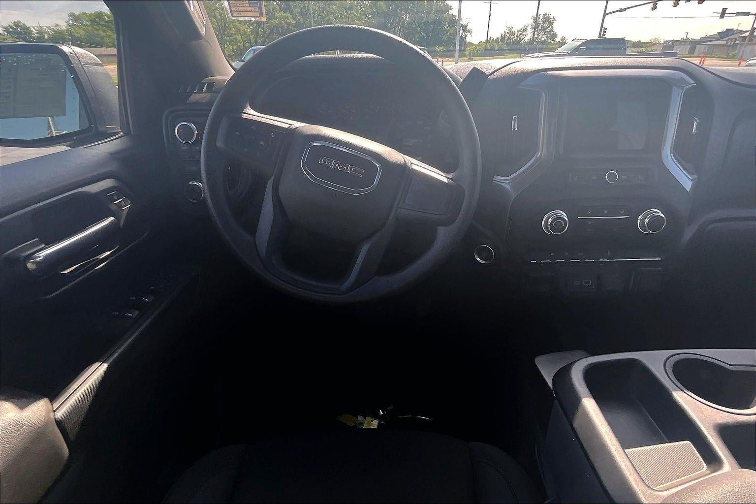 2025 GMC Sierra 1500 Pro