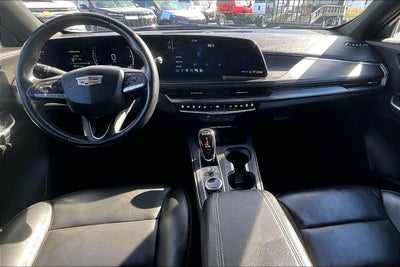 2024 Cadillac XT4 Premium Luxury