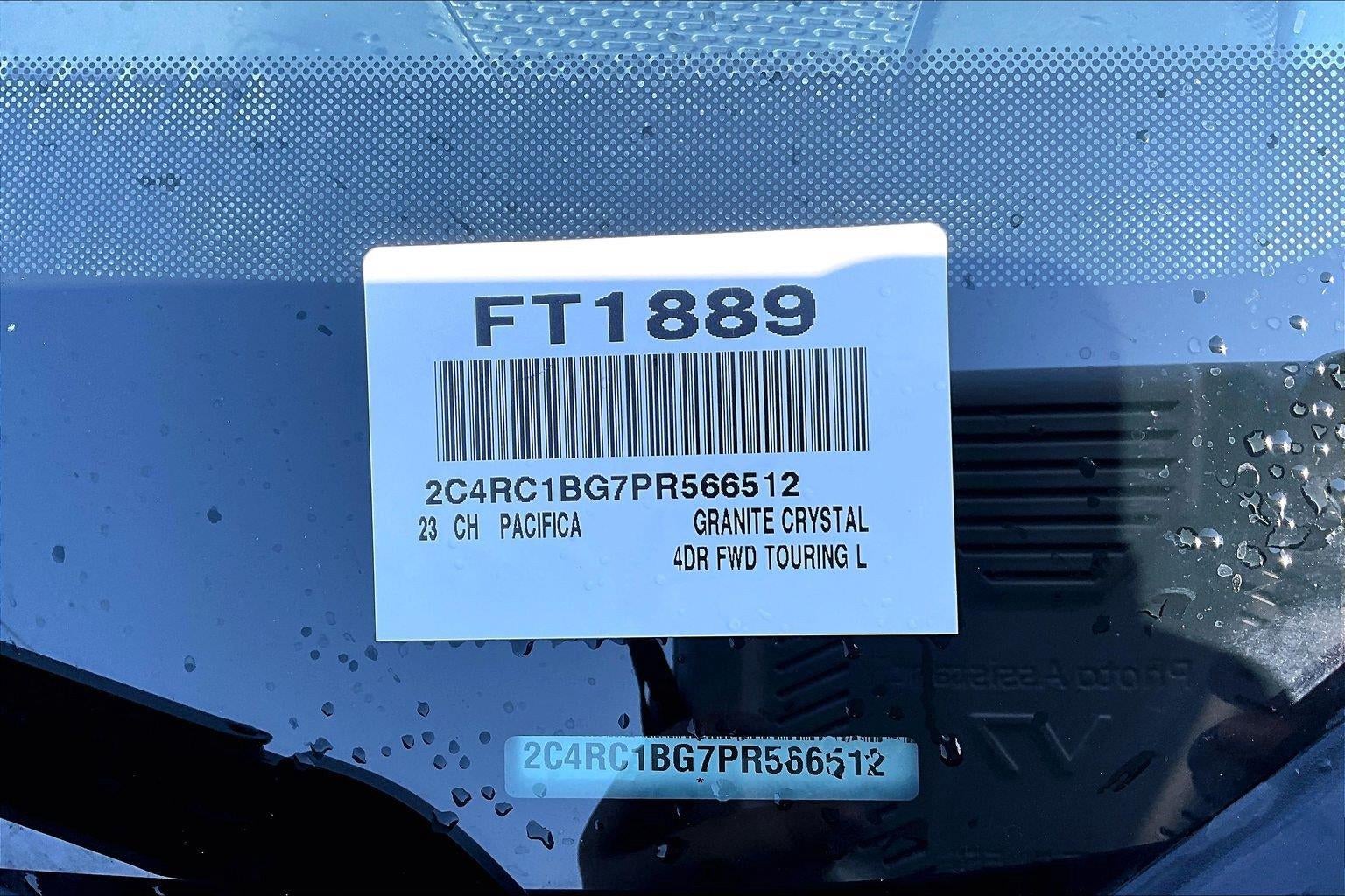 2023 Chrysler Pacifica Touring L