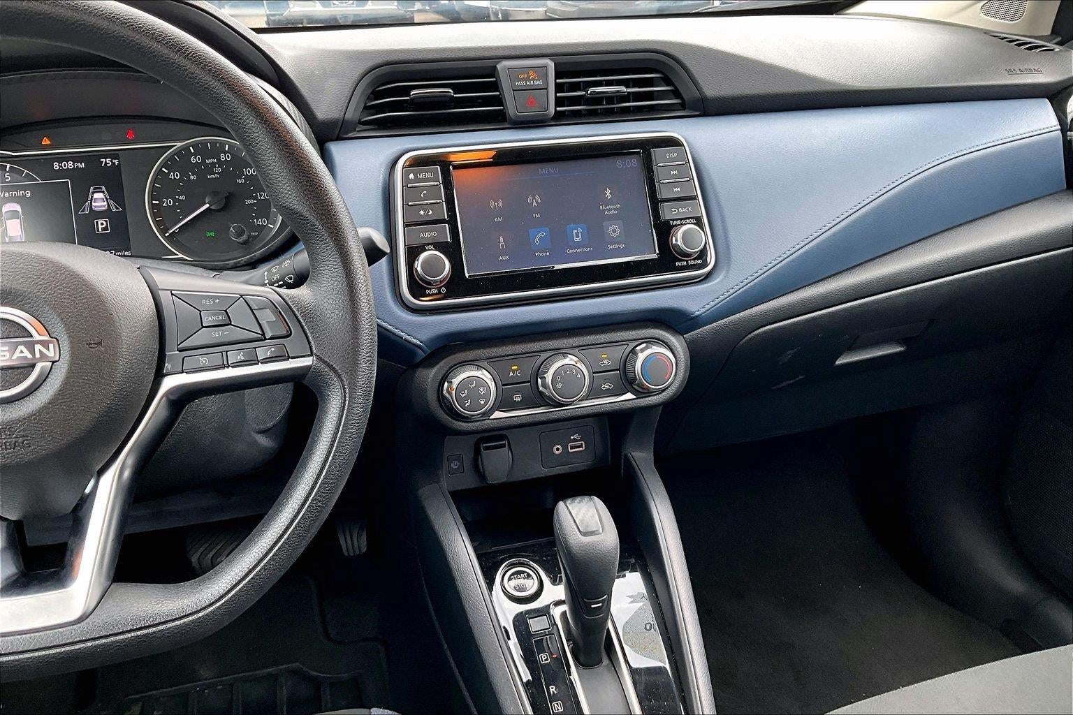 2025 Nissan Versa SV