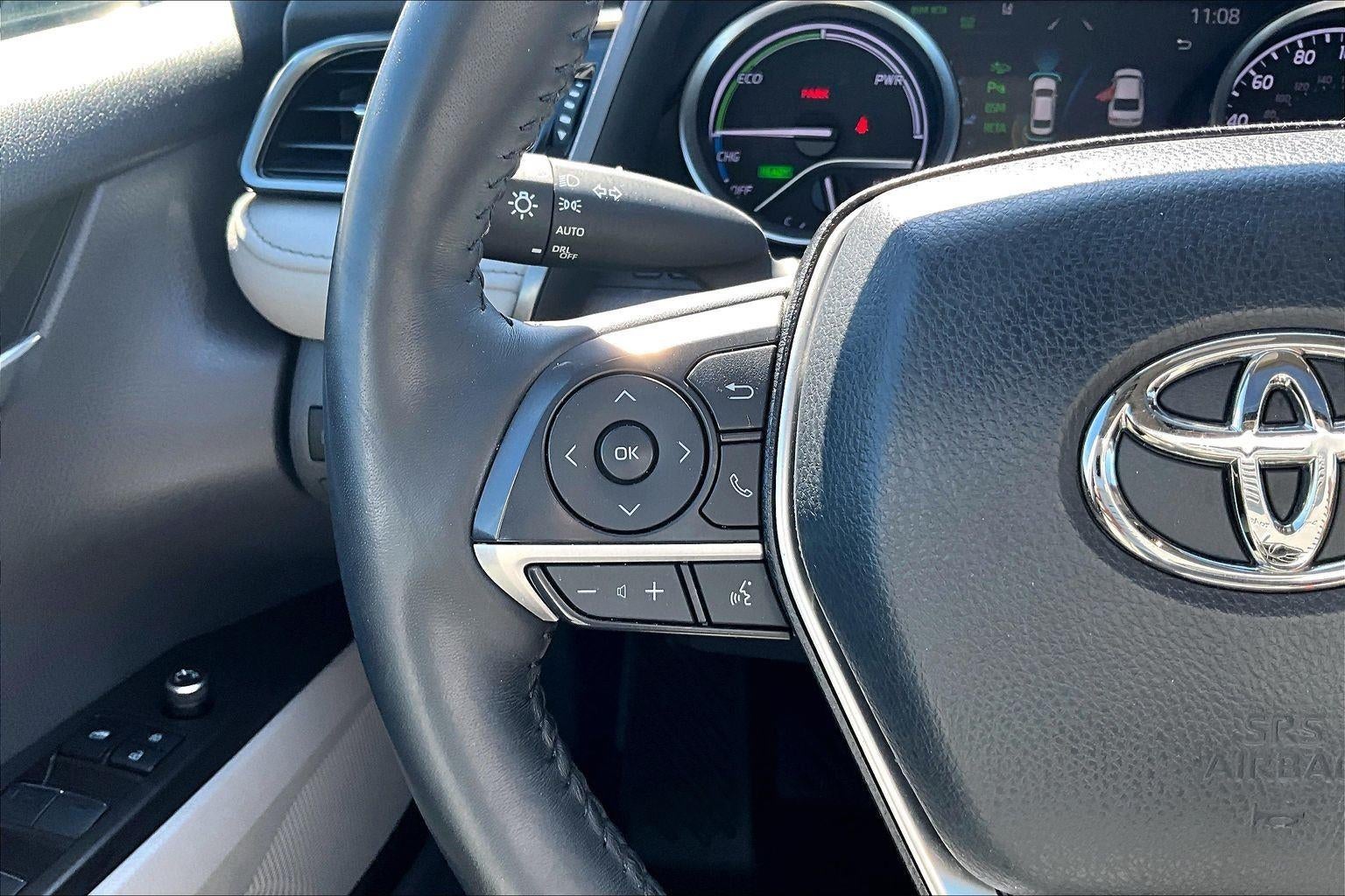 2021 Toyota Camry Hybrid XLE