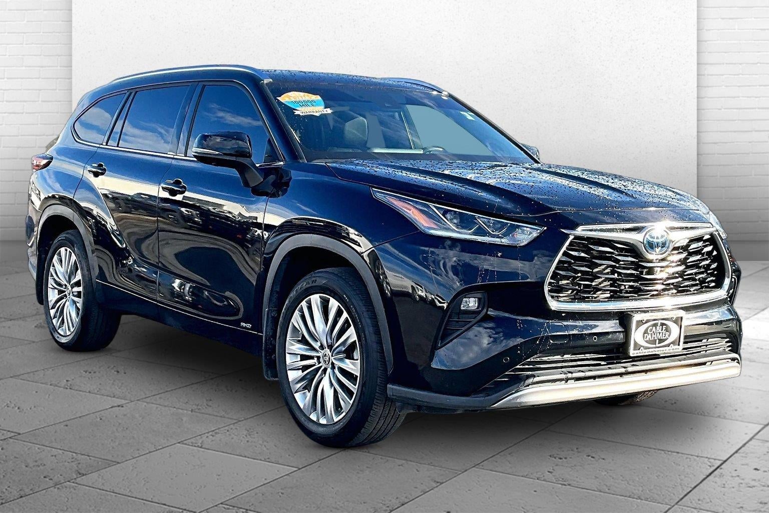 2024 Toyota Highlander Hybrid Platinum