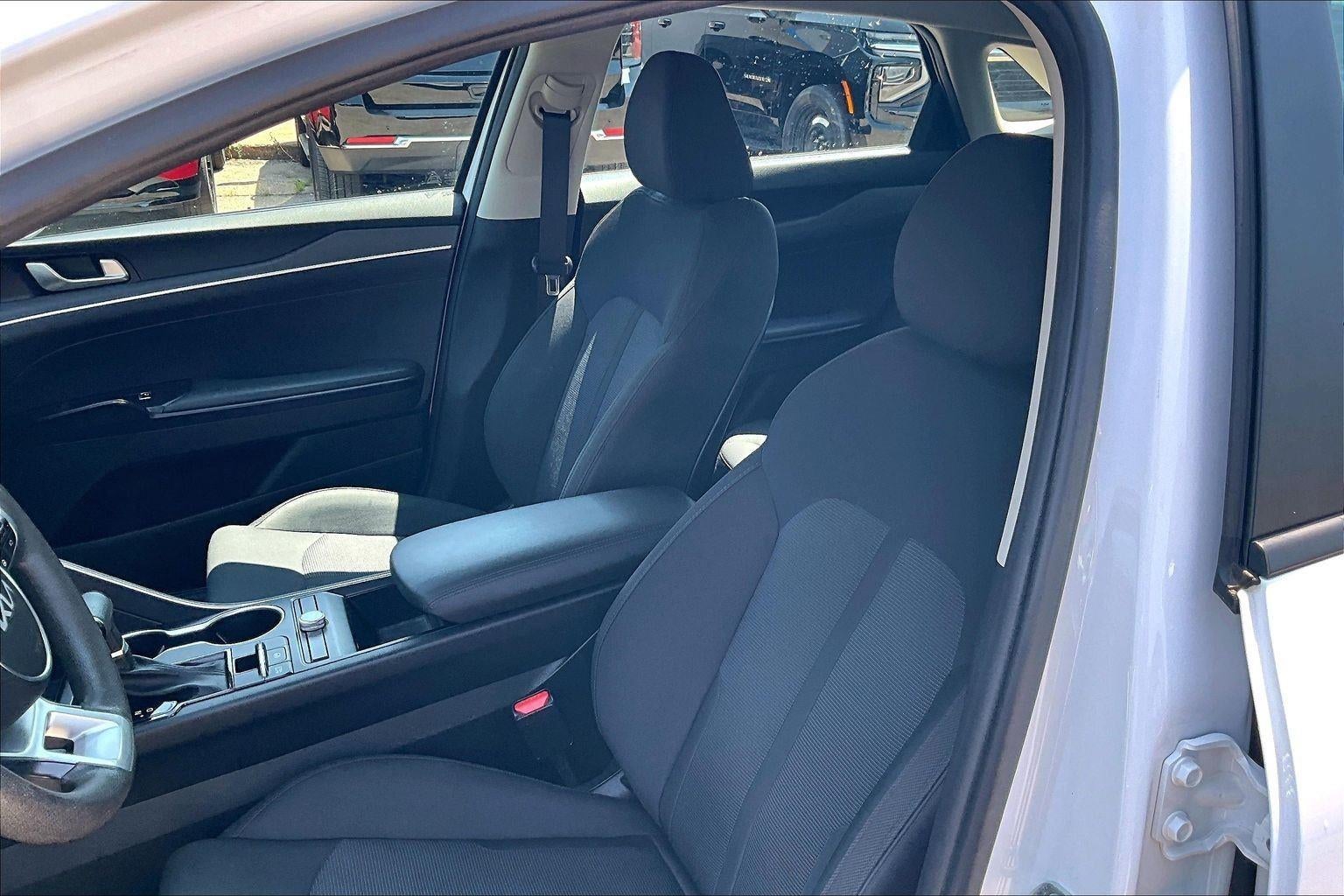 2023 Kia K5 LXS