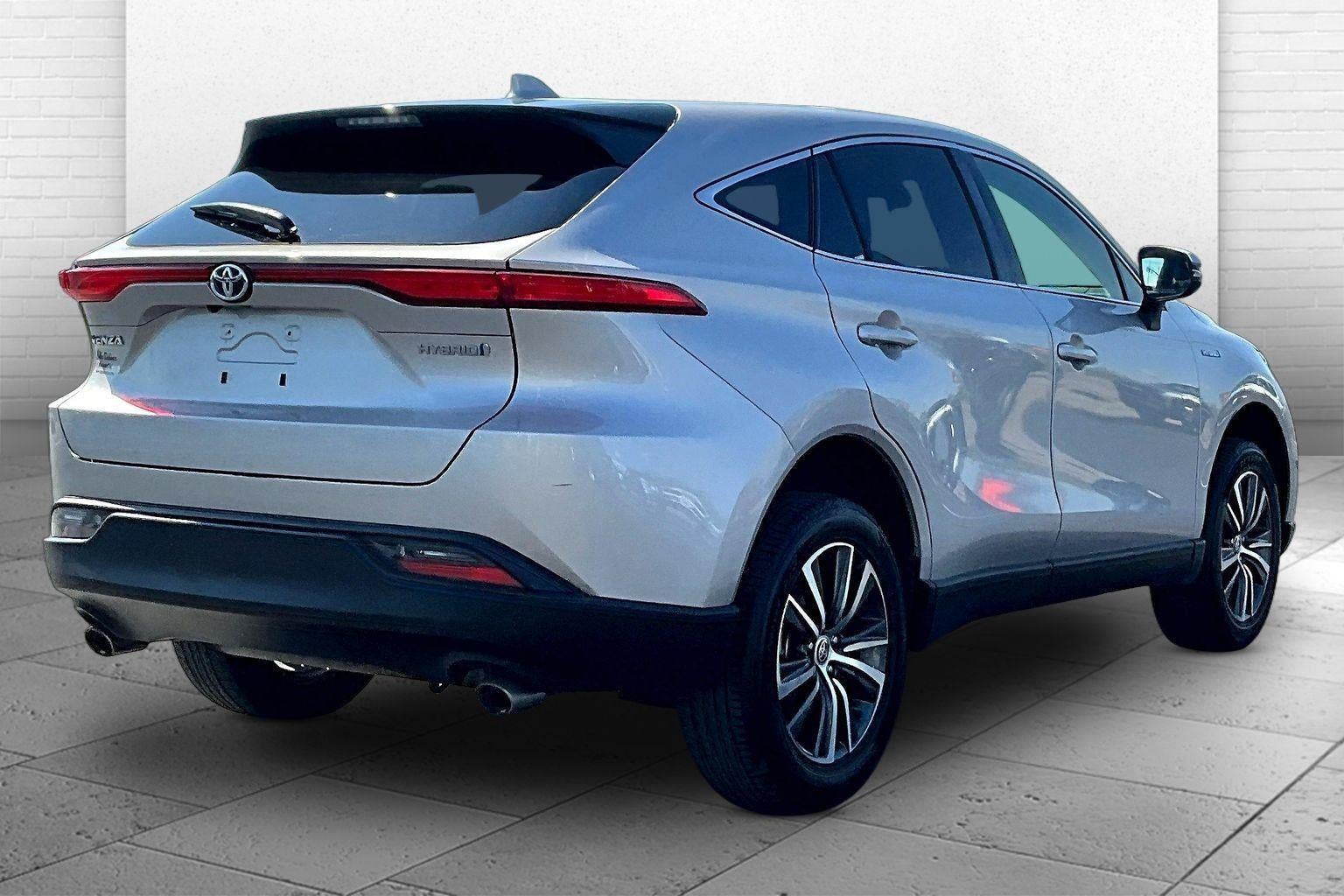 2021 Toyota Venza LE