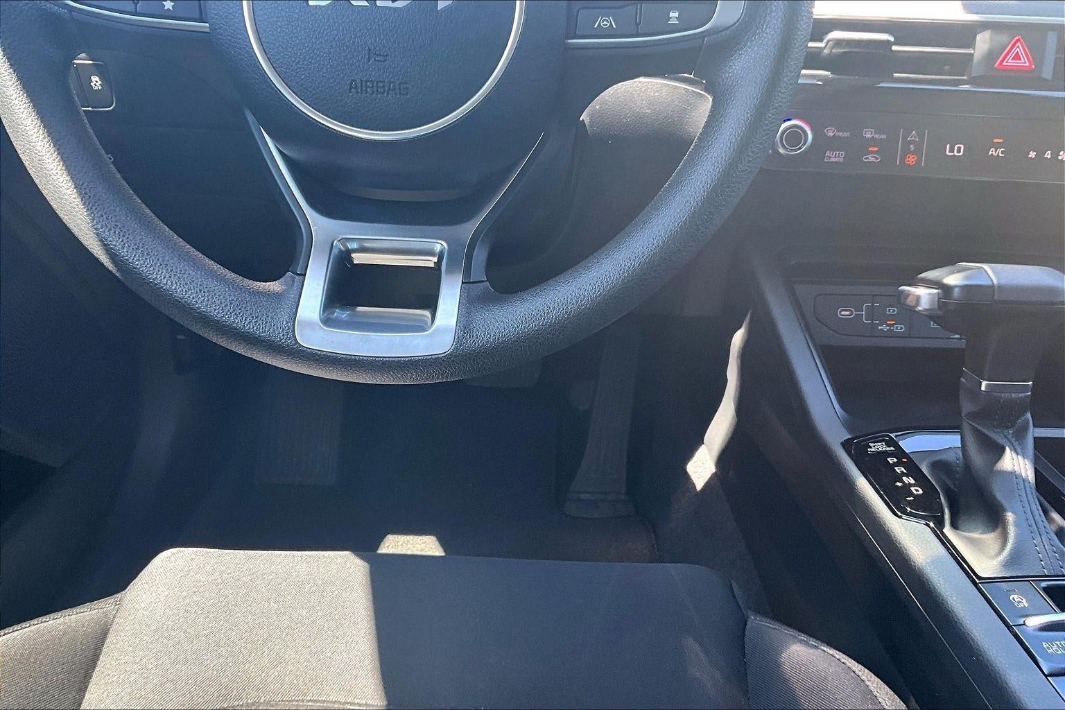2025 Kia K5 LXS