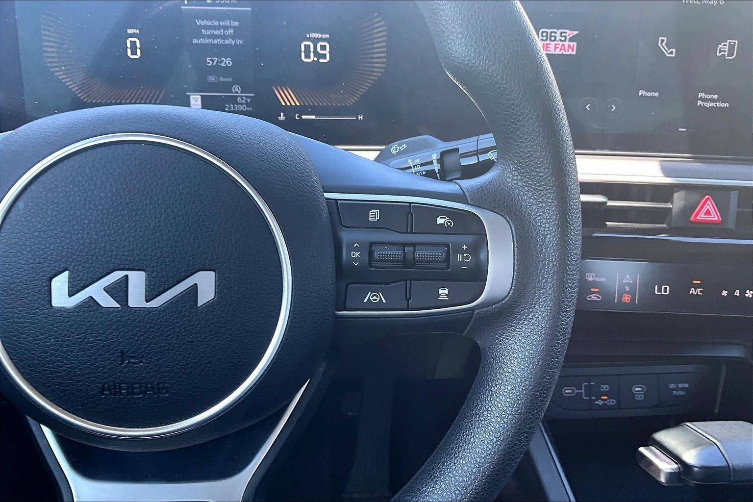 2025 Kia K5 LXS