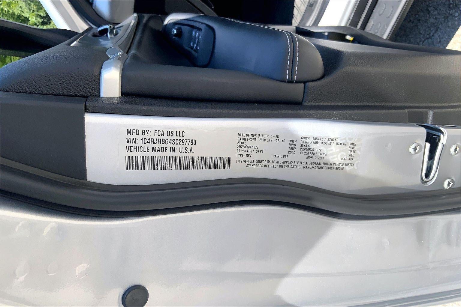 2025 Jeep Grand Cherokee Limited