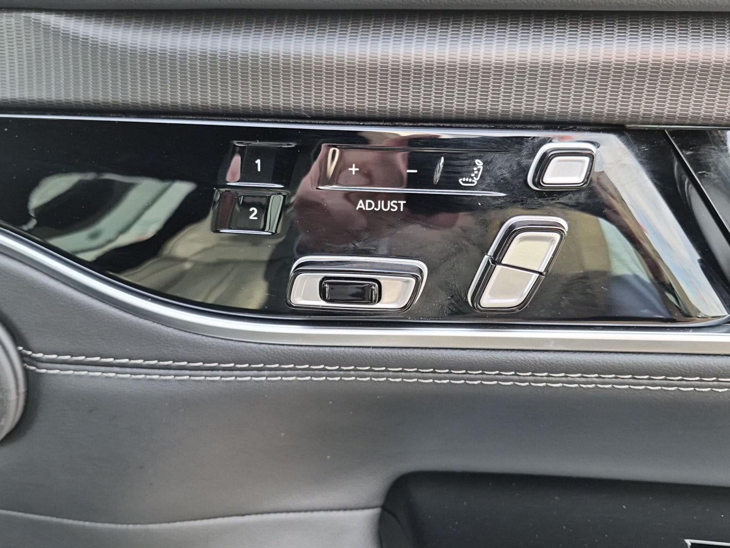 2025 Jeep Grand Wagoneer Series II Obsidian