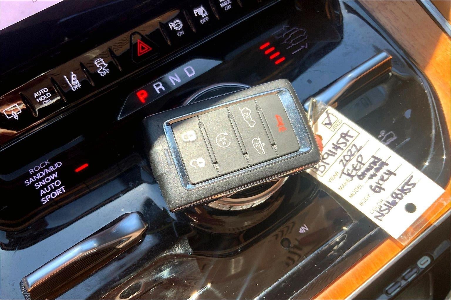 2022 Jeep Grand Wagoneer Series III