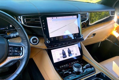 2022 Jeep Grand Wagoneer Series III