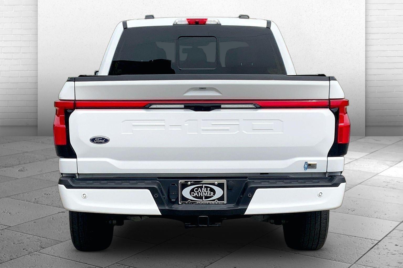 2022 Ford F-150 Lightning Lariat