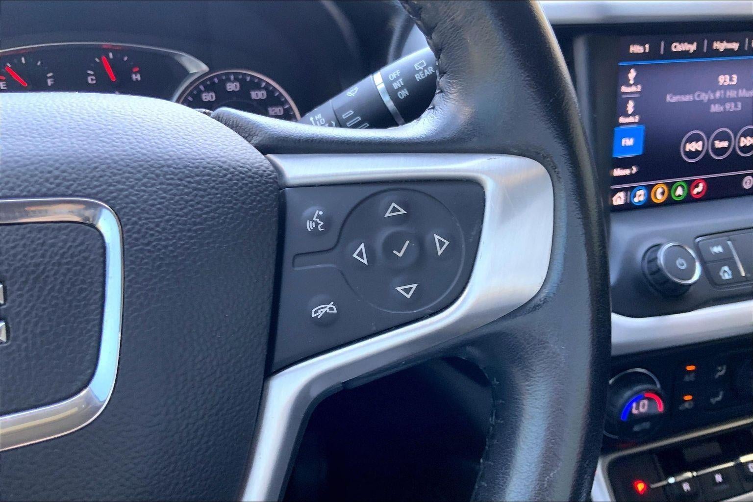 2020 GMC Acadia SLT