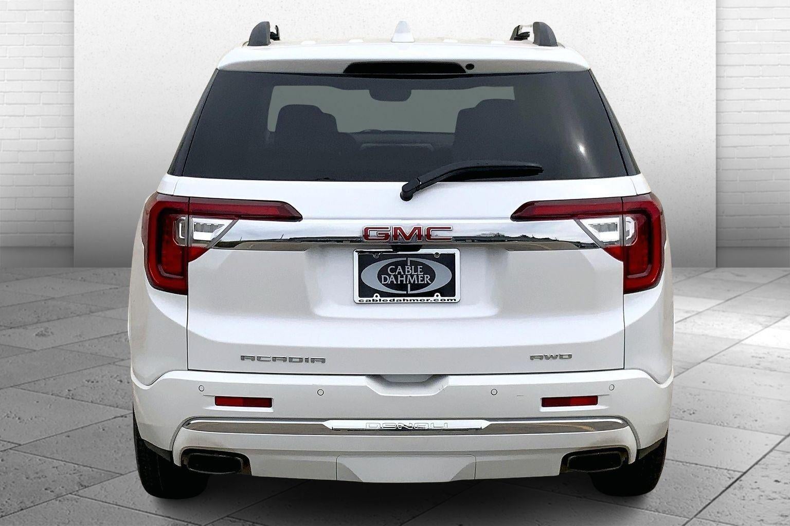 2023 GMC Acadia Denali