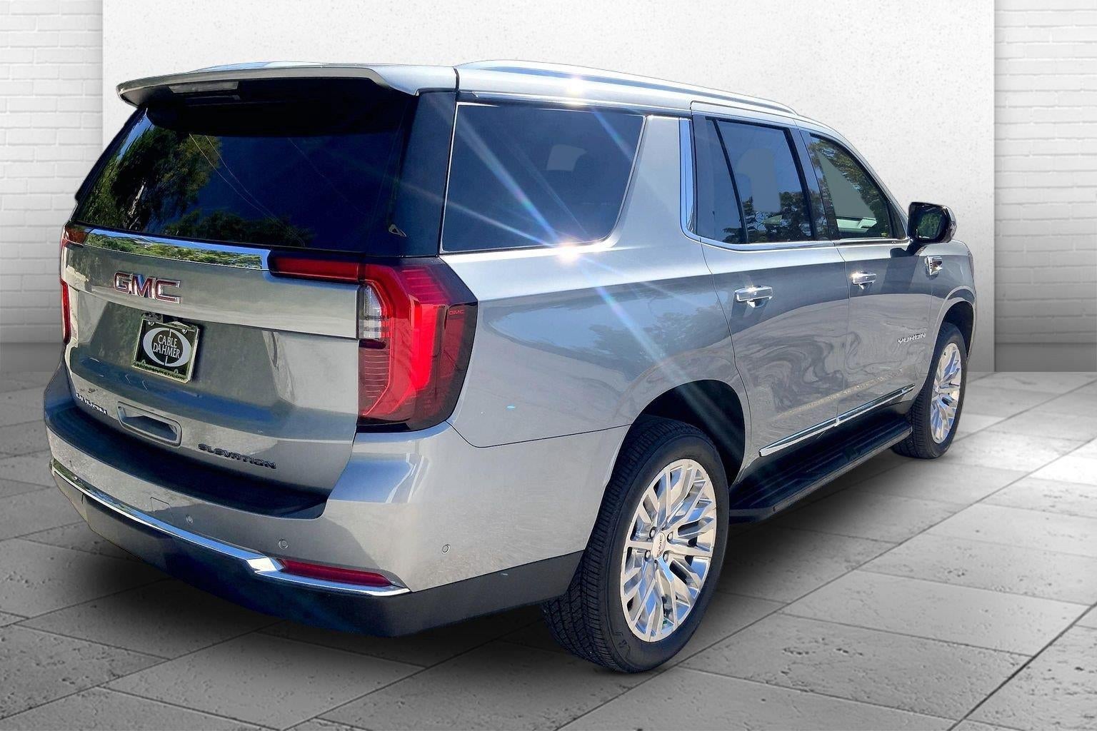 2025 GMC Yukon Elevation