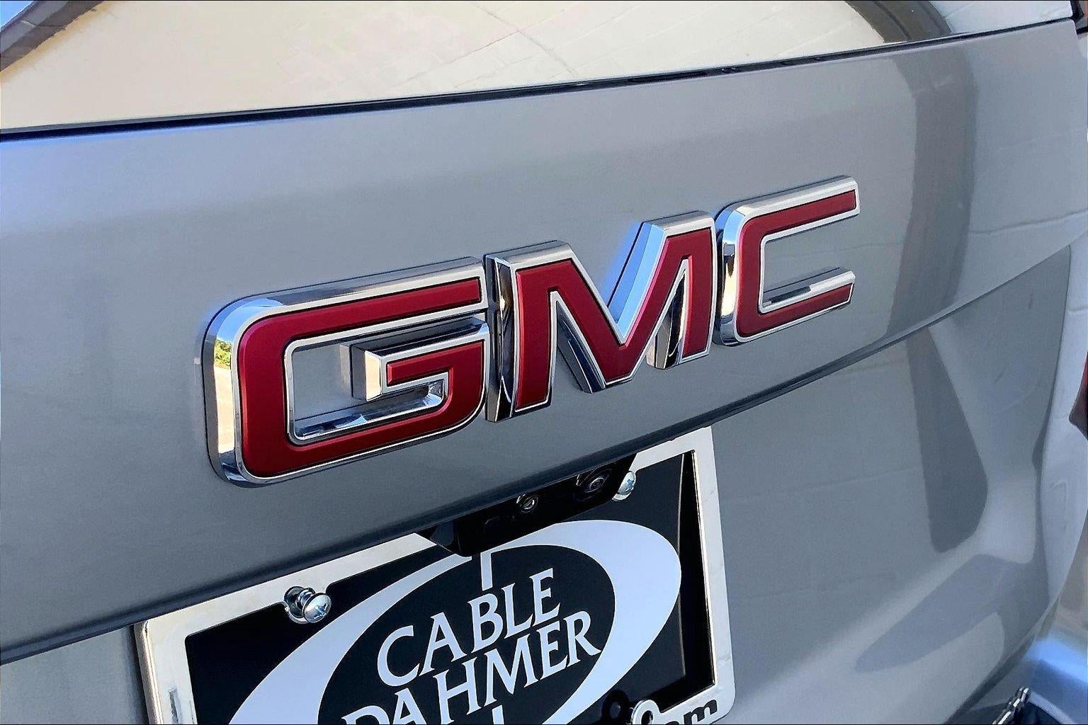 2025 GMC Yukon Elevation