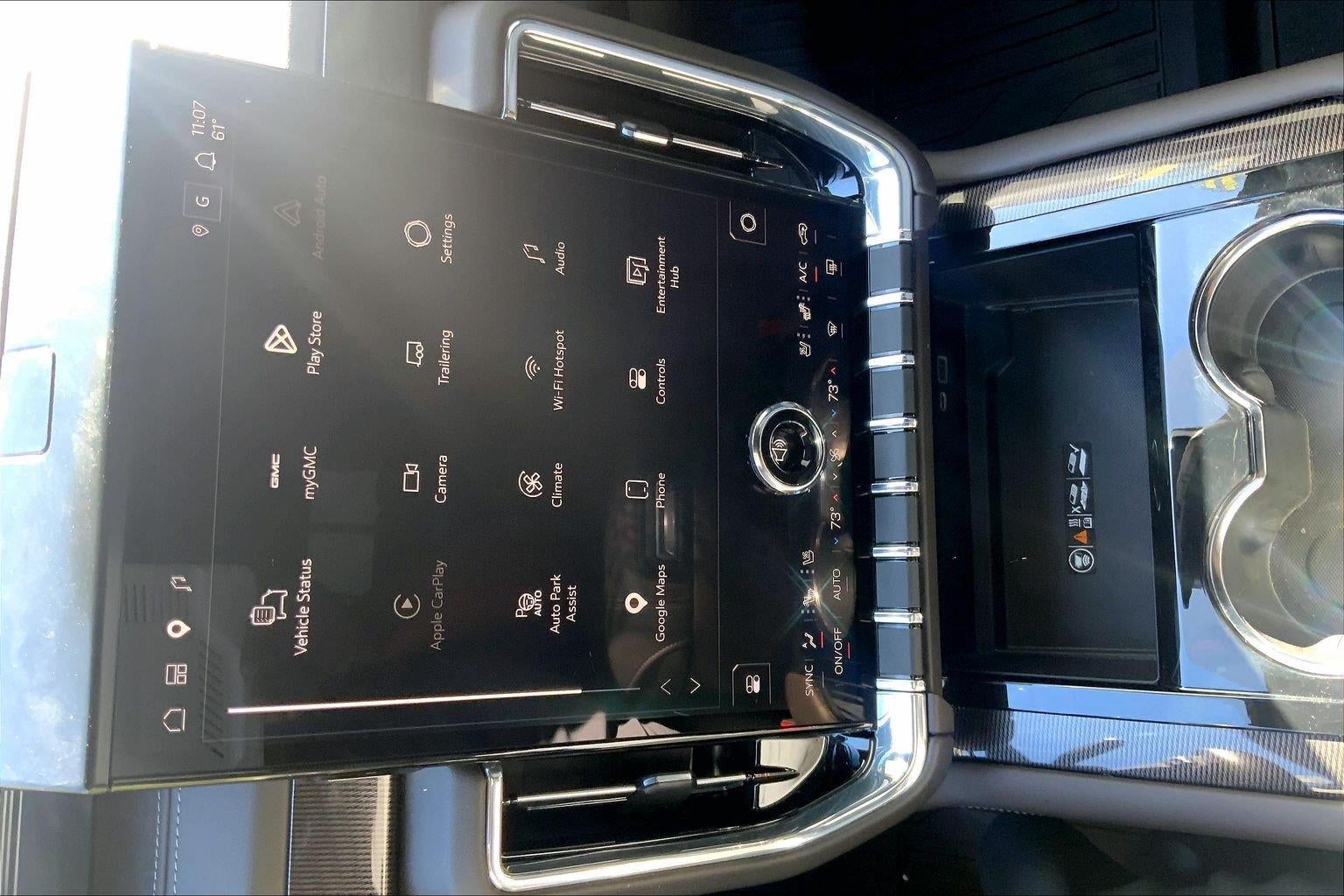 2025 GMC Yukon Elevation