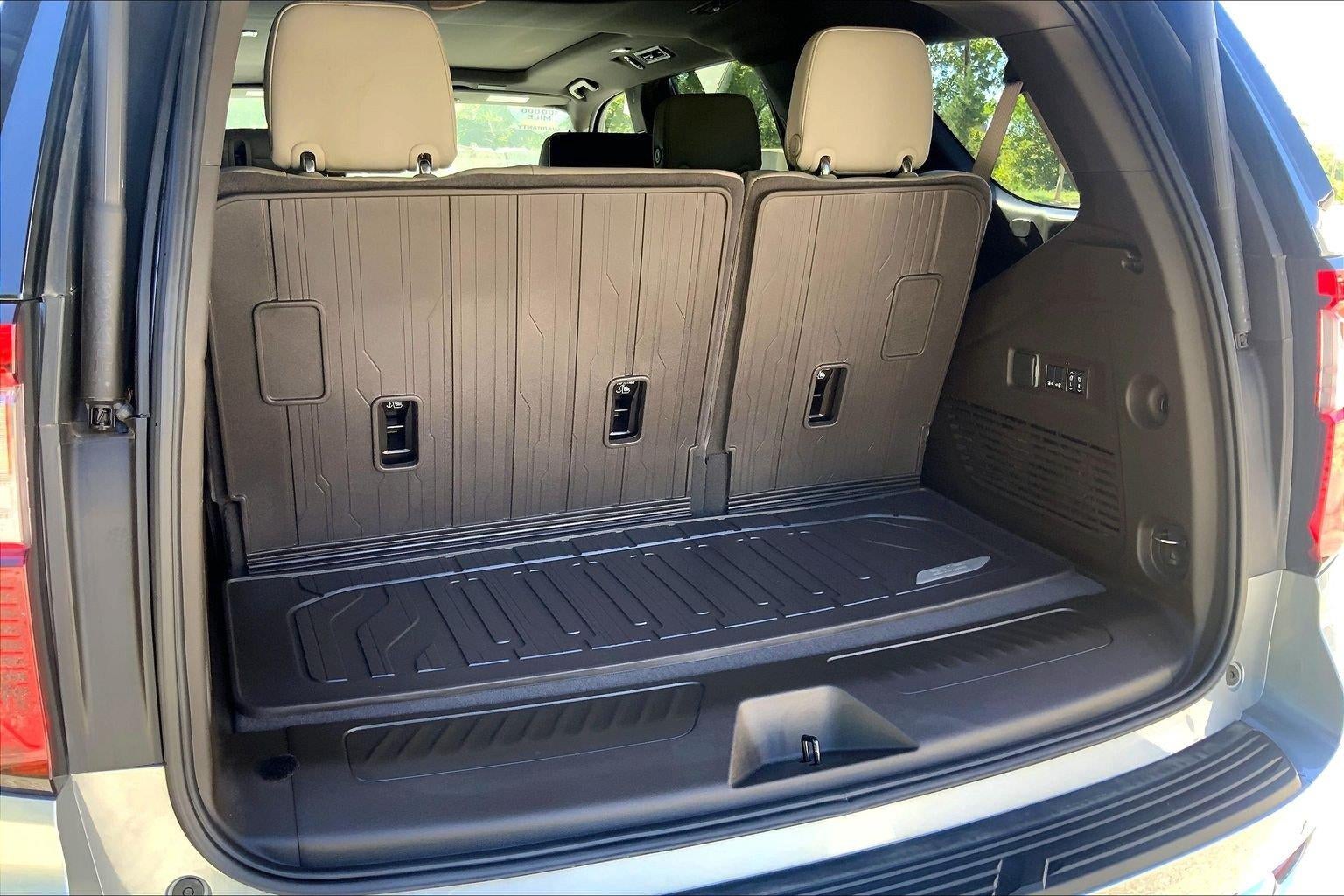 2025 GMC Yukon Elevation