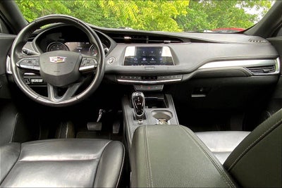 2021 Cadillac XT4 AWD Premium Luxury