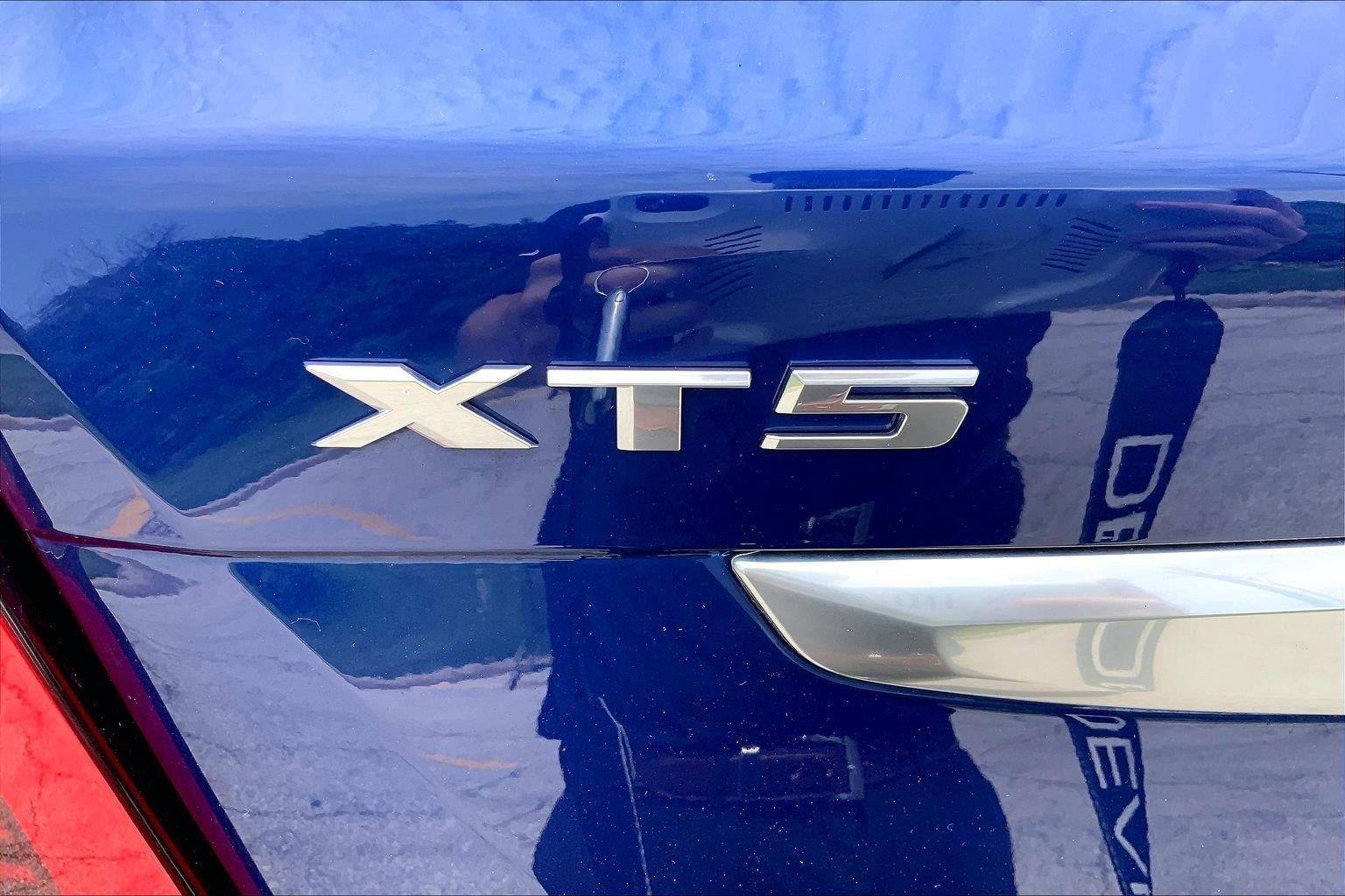 2023 Cadillac XT5 Premium Luxury