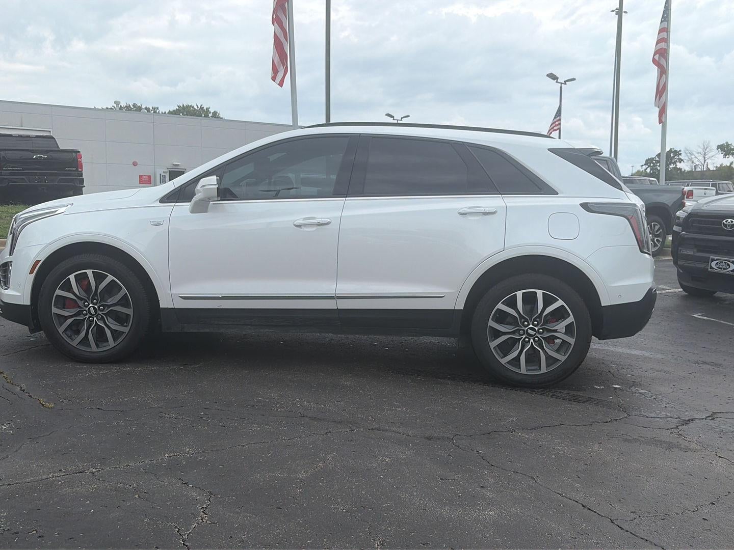 2023 Cadillac XT5 AWD Sport