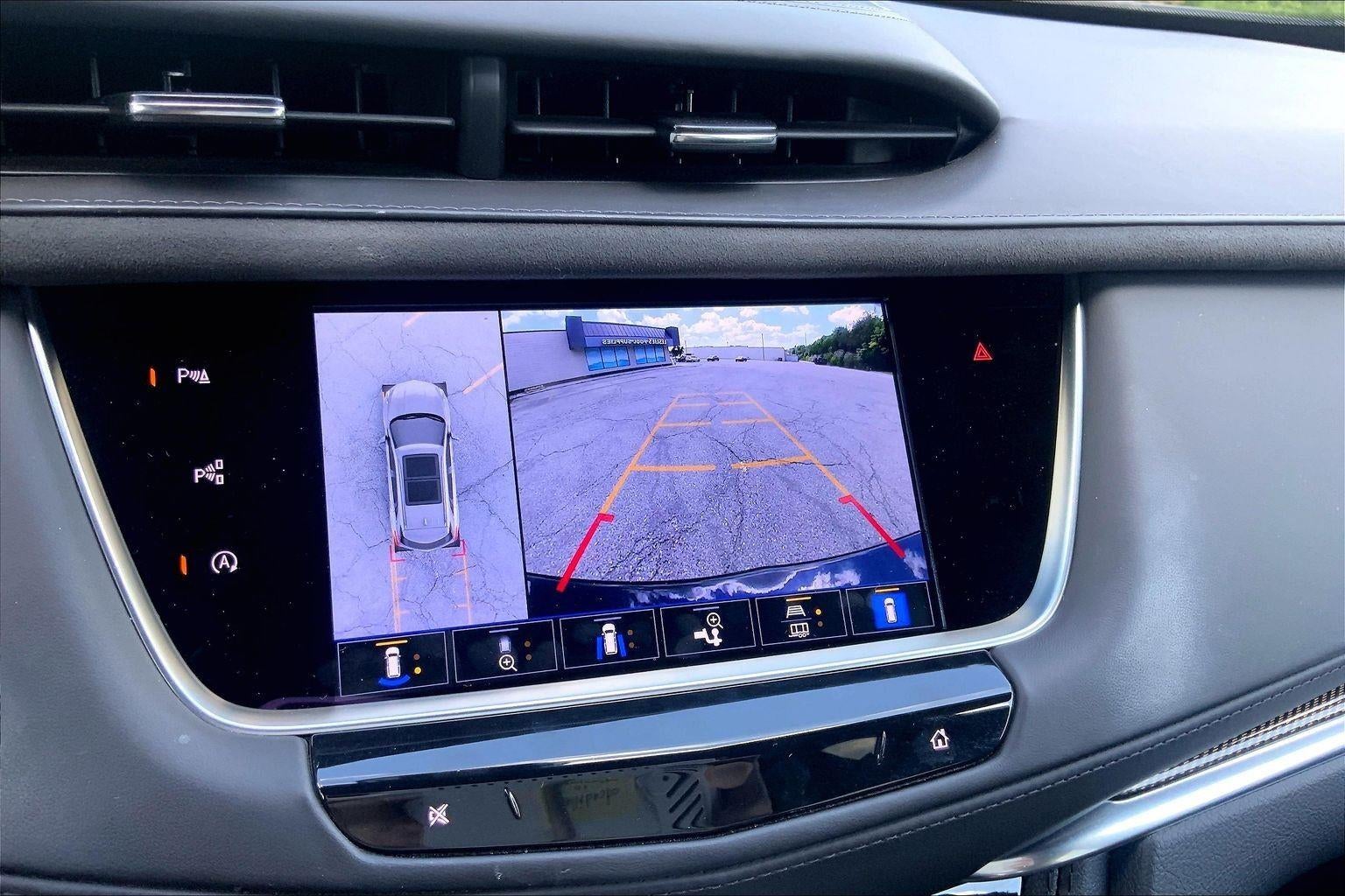 2023 Cadillac XT5 Sport