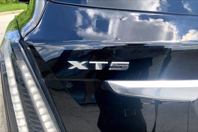 2023 Cadillac XT5 Sport