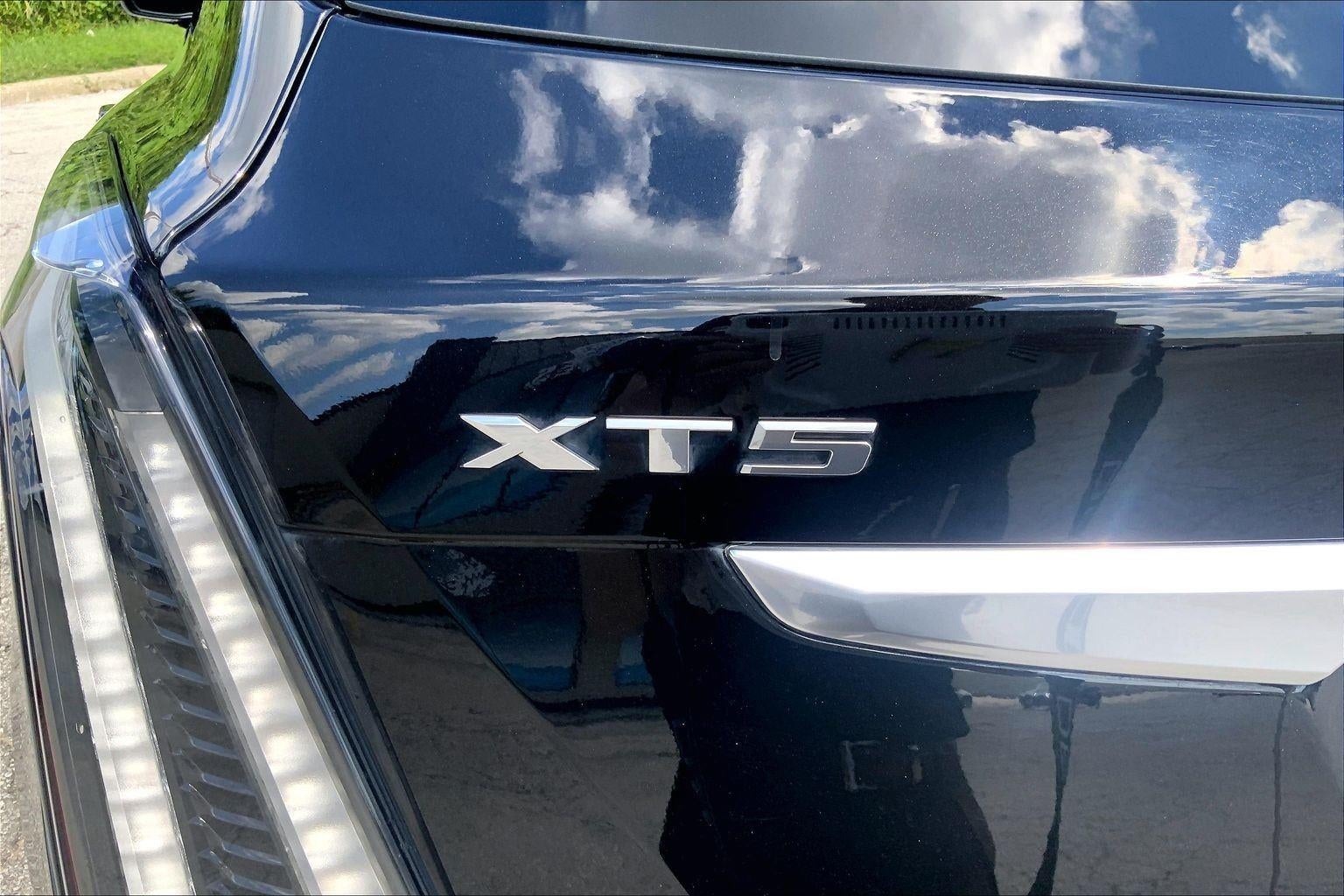 2023 Cadillac XT5 Sport