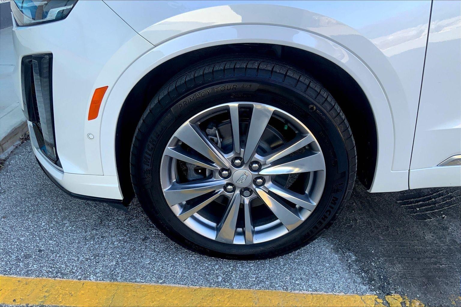 2024 Cadillac XT6 Premium Luxury