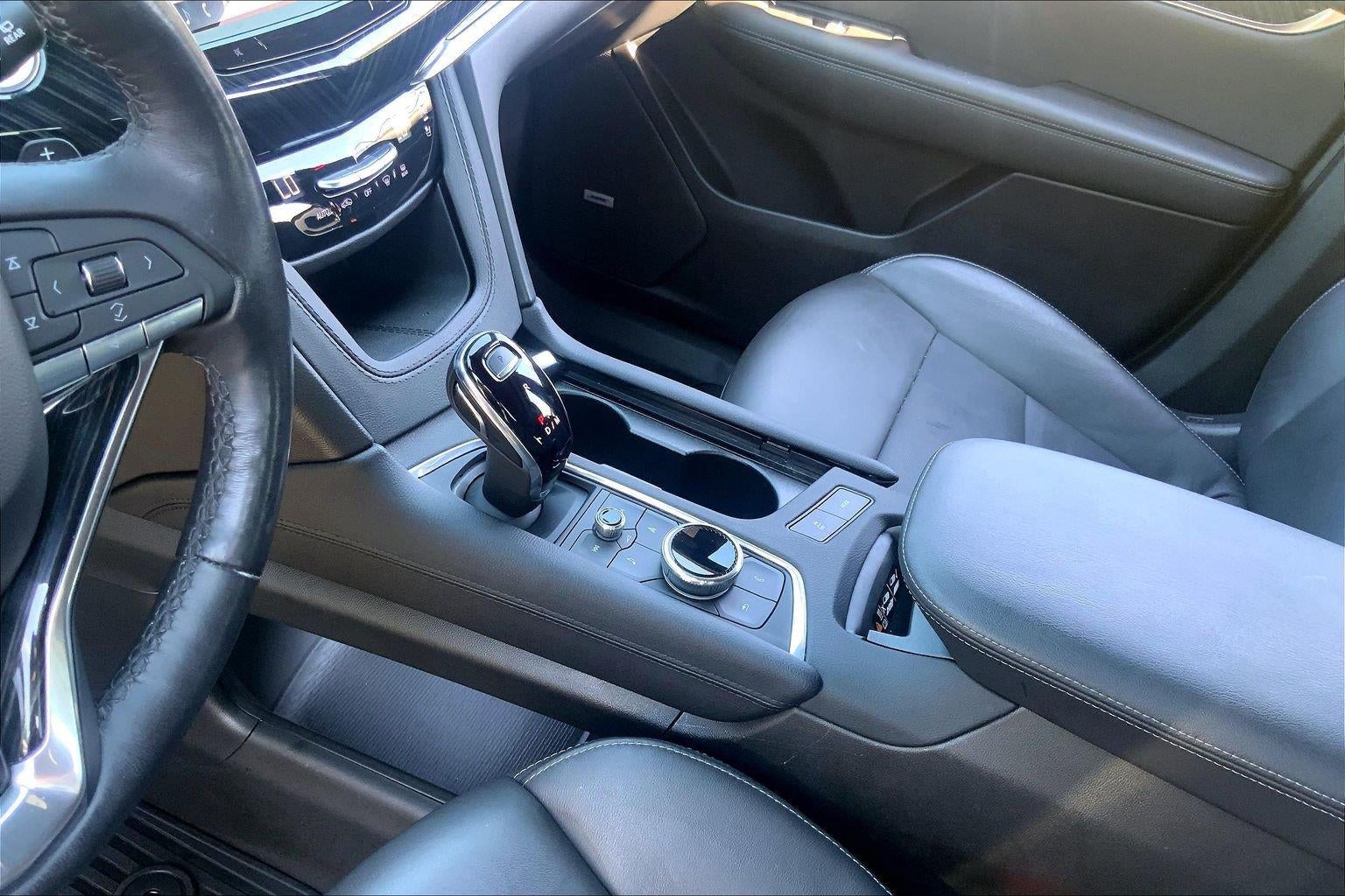 2023 Cadillac XT6 AWD Premium Luxury