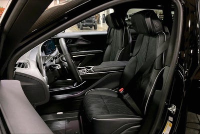 2027 Cadillac LYRIQ Signature Luxury