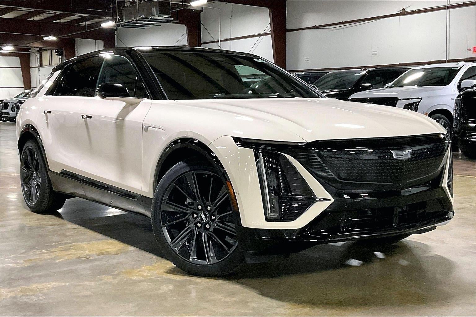 2027 Cadillac LYRIQ Signature Sport
