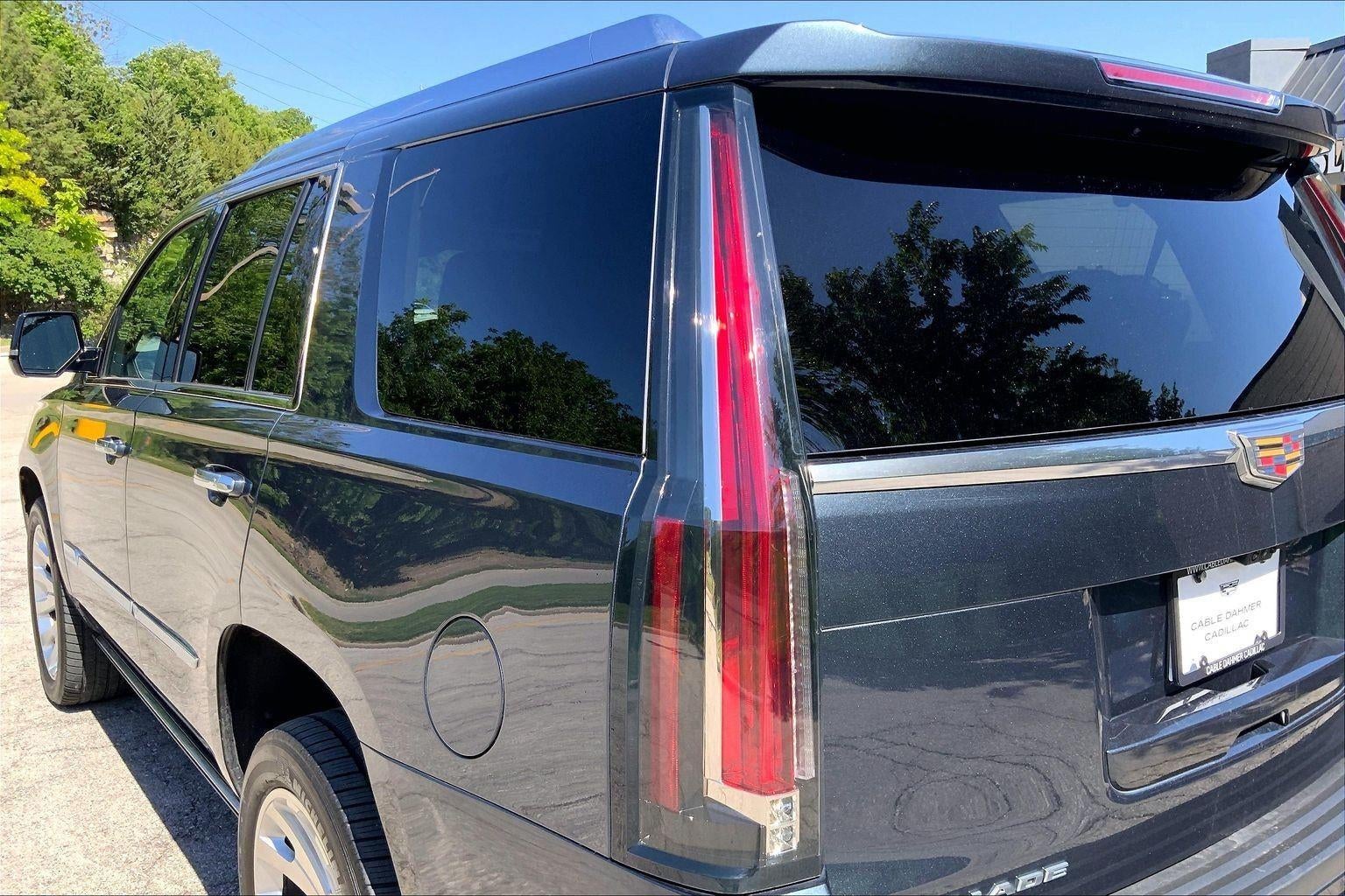 2020 Cadillac Escalade Premium Luxury