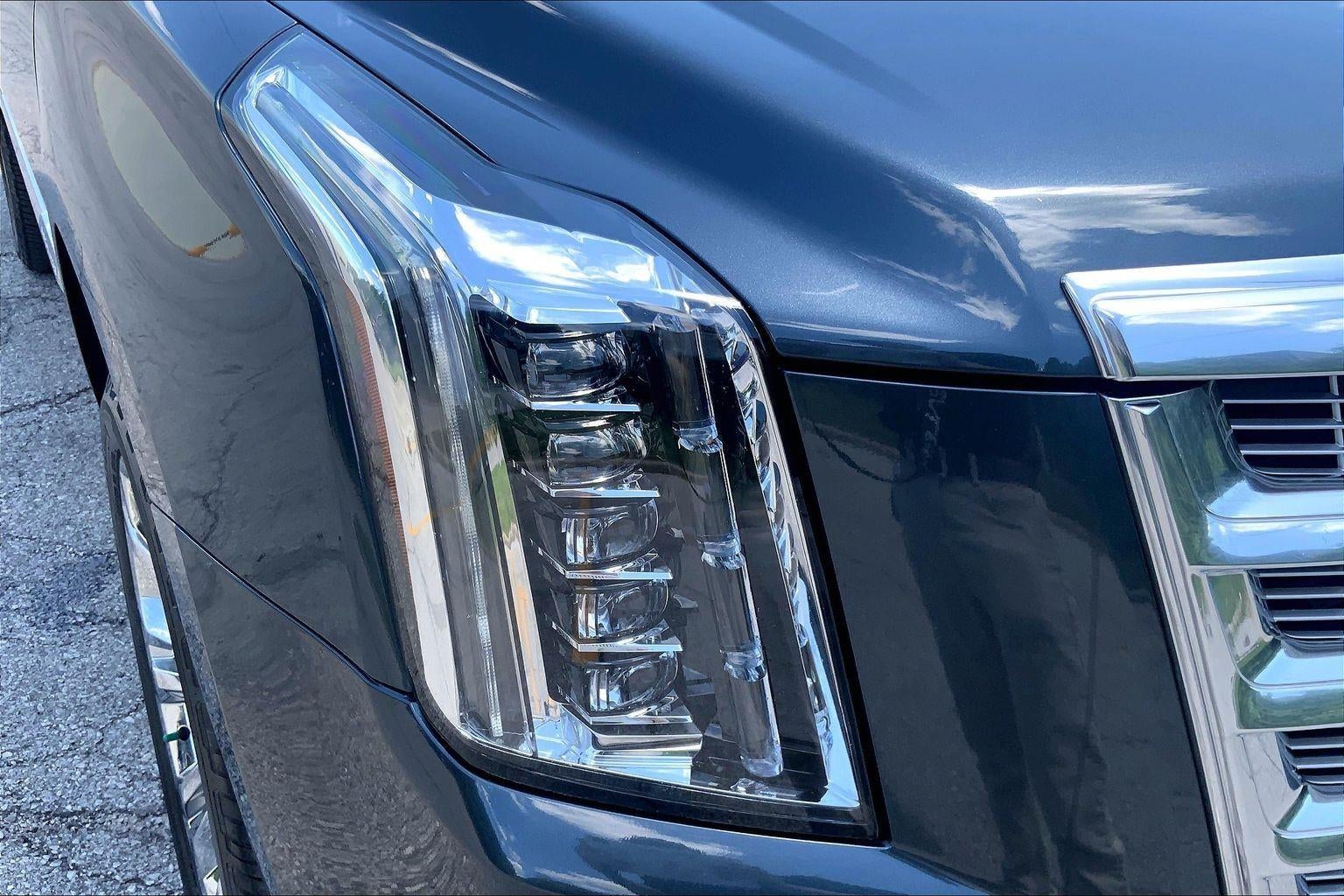 2020 Cadillac Escalade Premium Luxury