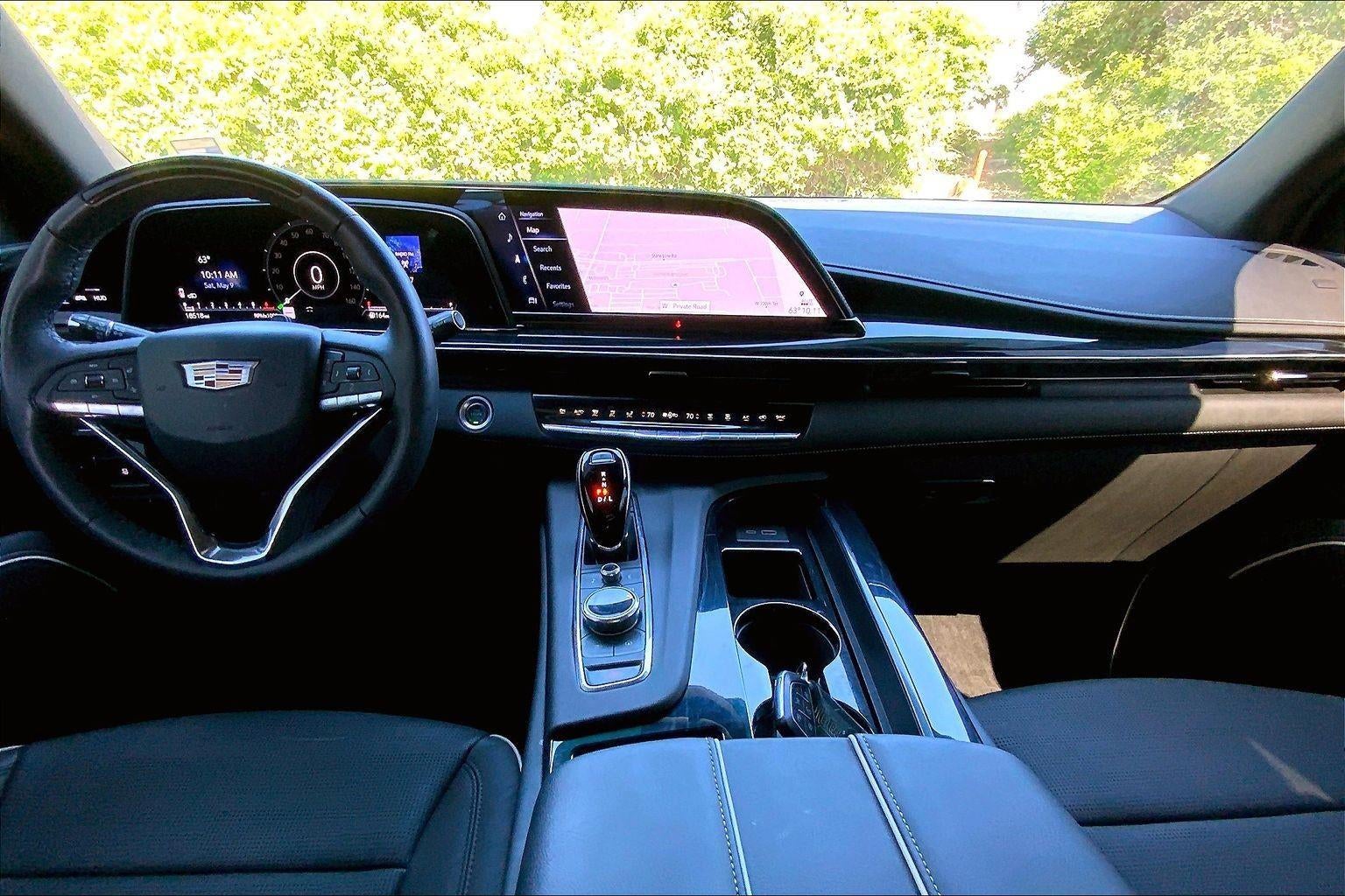 2024 Cadillac Escalade Sport