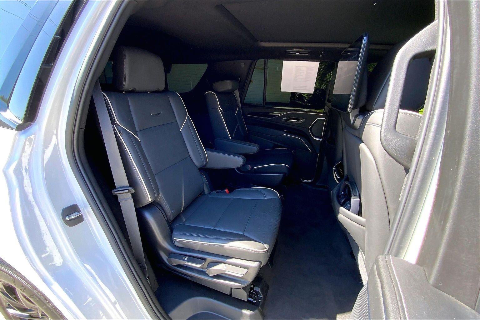 2024 Cadillac Escalade Sport