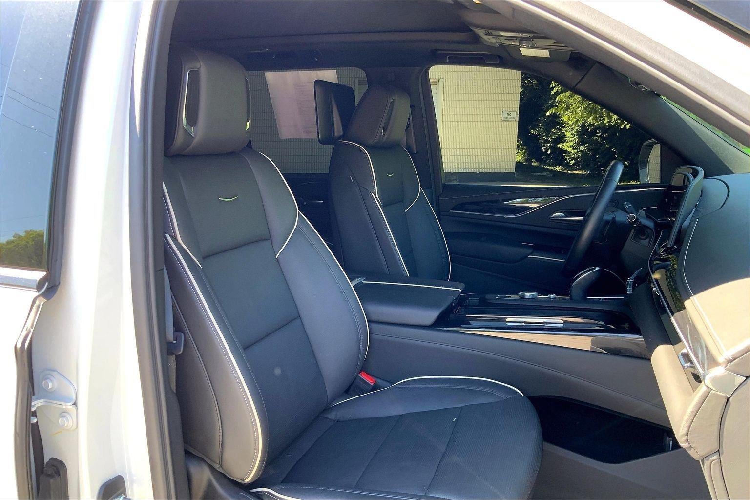 2024 Cadillac Escalade Sport