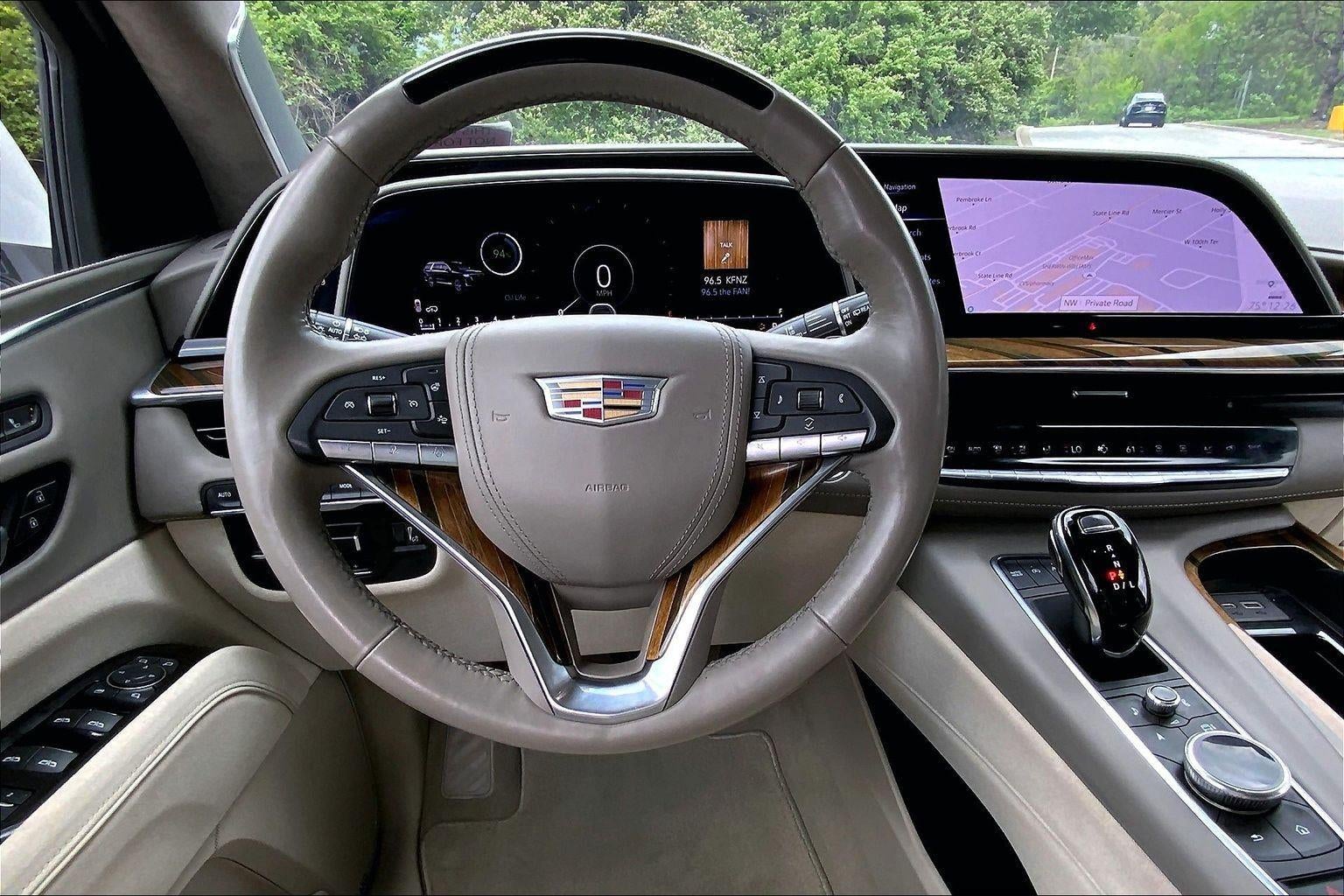 2022 Cadillac Escalade ESV Premium Luxury Platinum