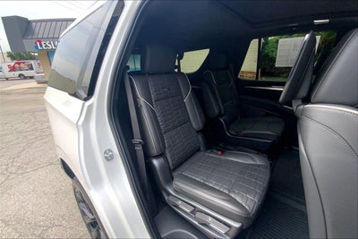 2025 Cadillac Escalade Sport Platinum