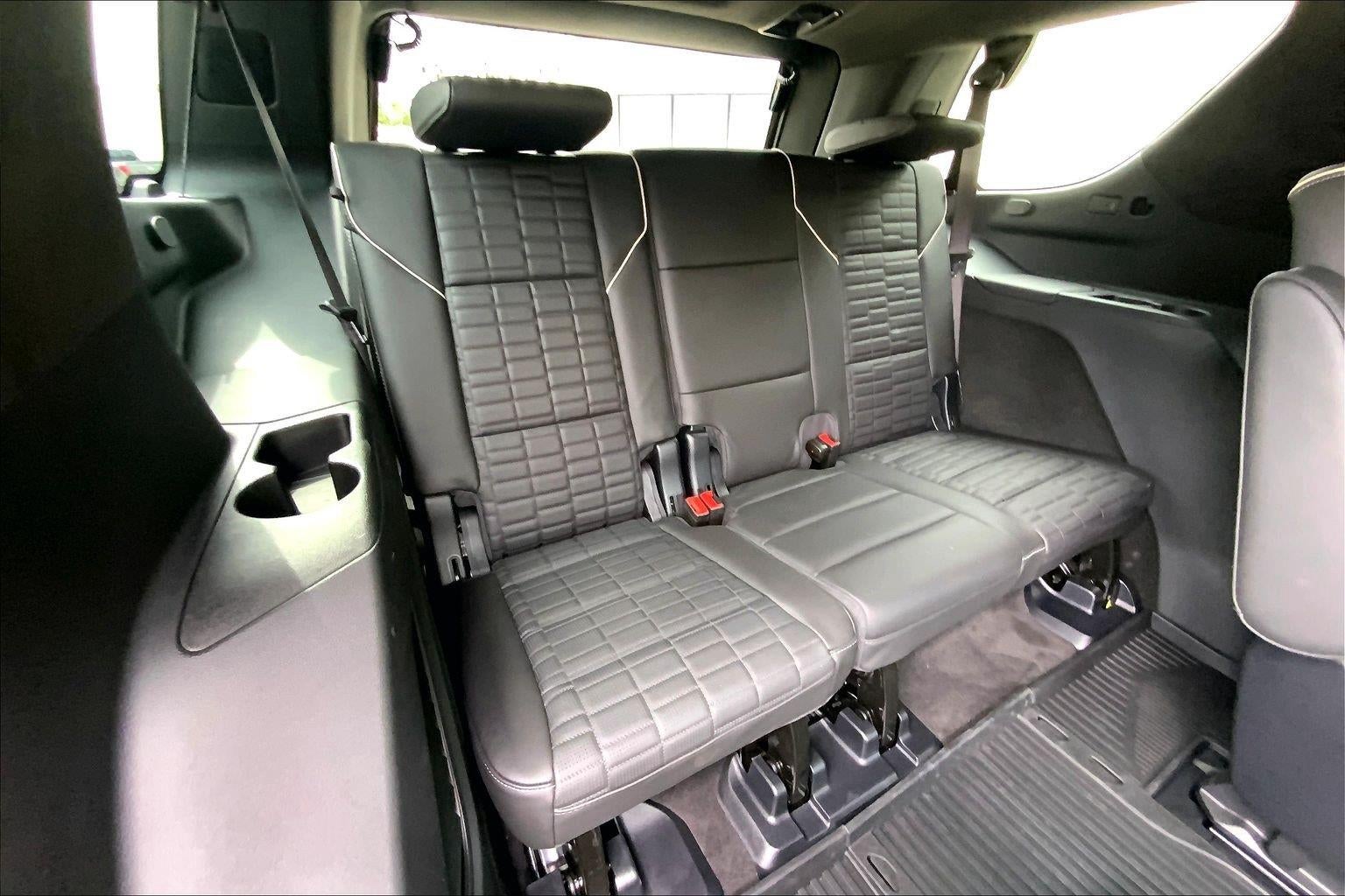 2025 Cadillac Escalade Sport Platinum