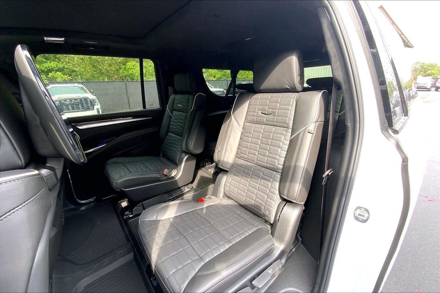 2026 Cadillac Escalade ESV Platinum Sport