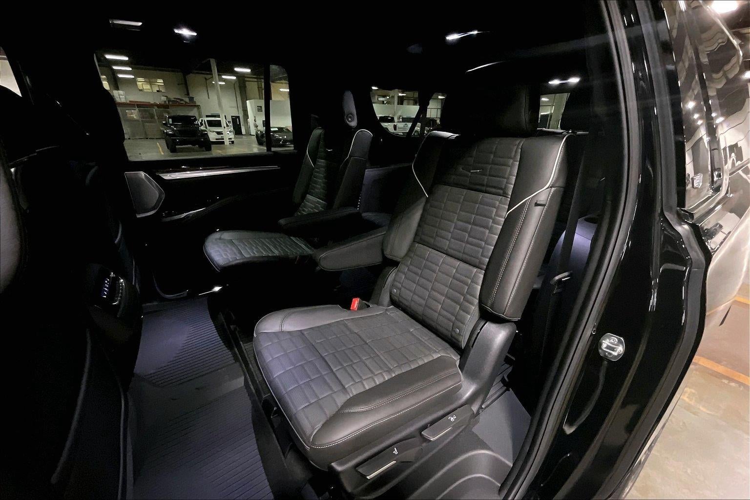 2026 Cadillac Escalade ESV Platinum Sport