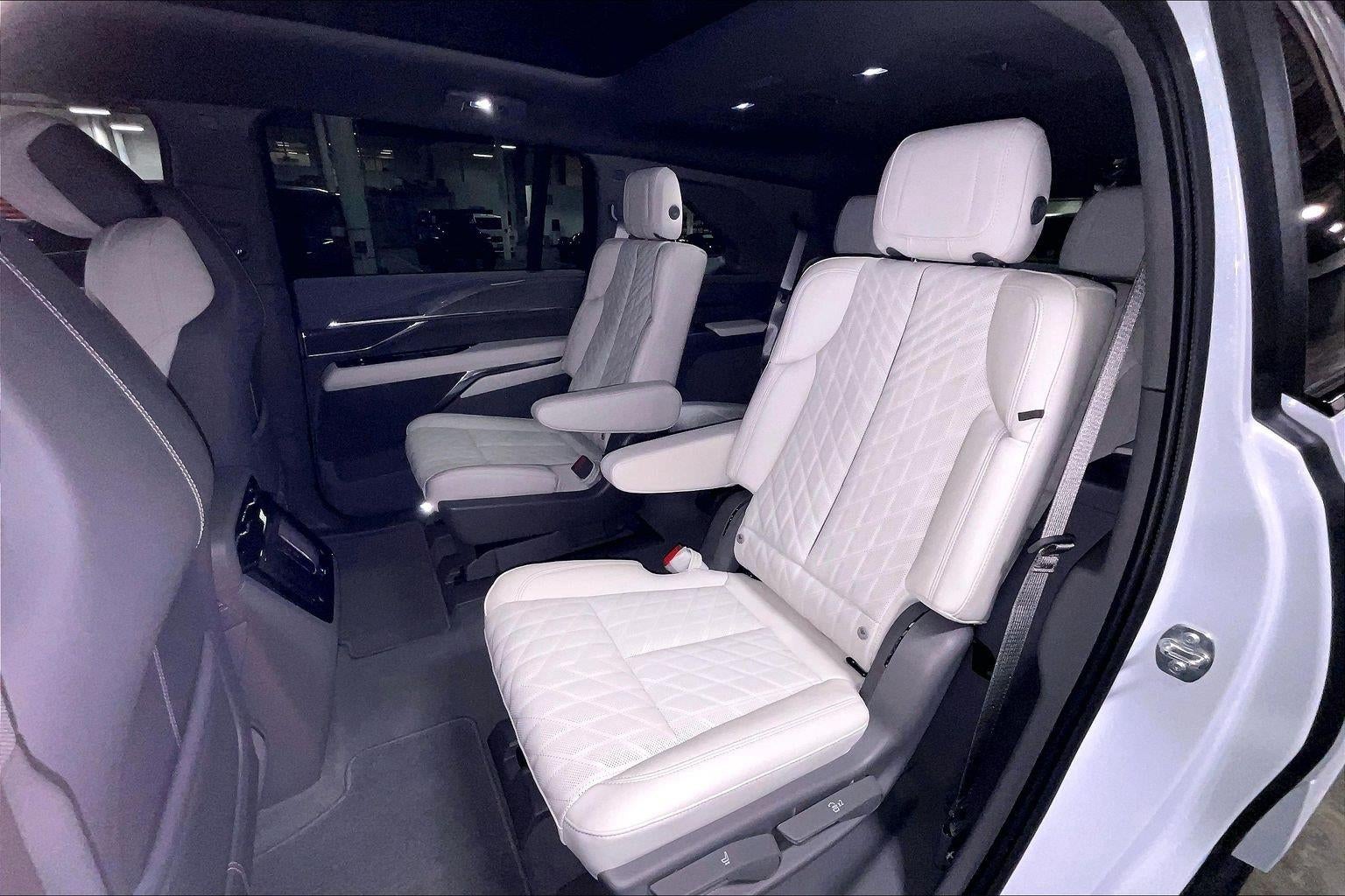 2026 Cadillac ESCALADE IQ Luxury