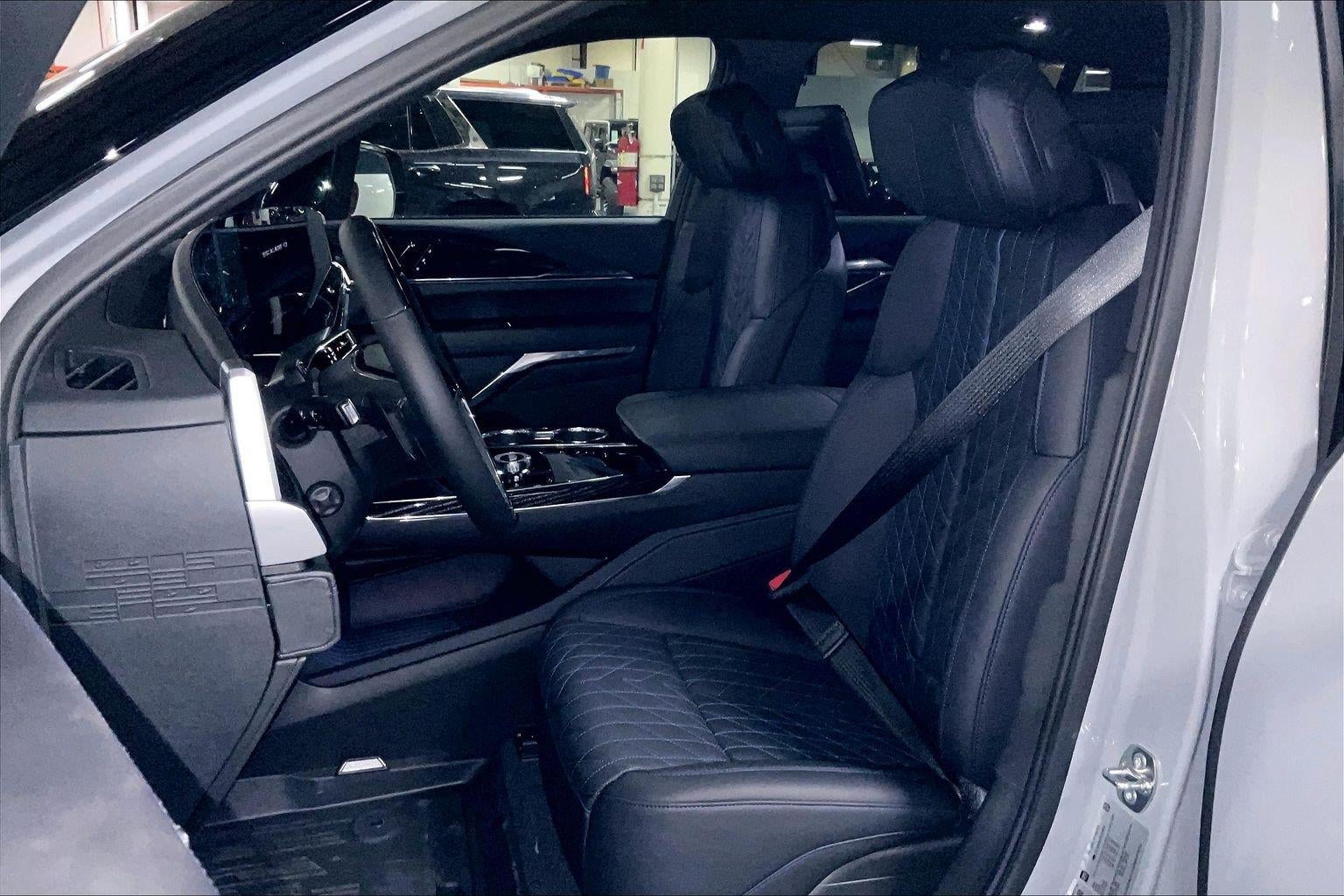 2026 Cadillac ESCALADE IQ Sport