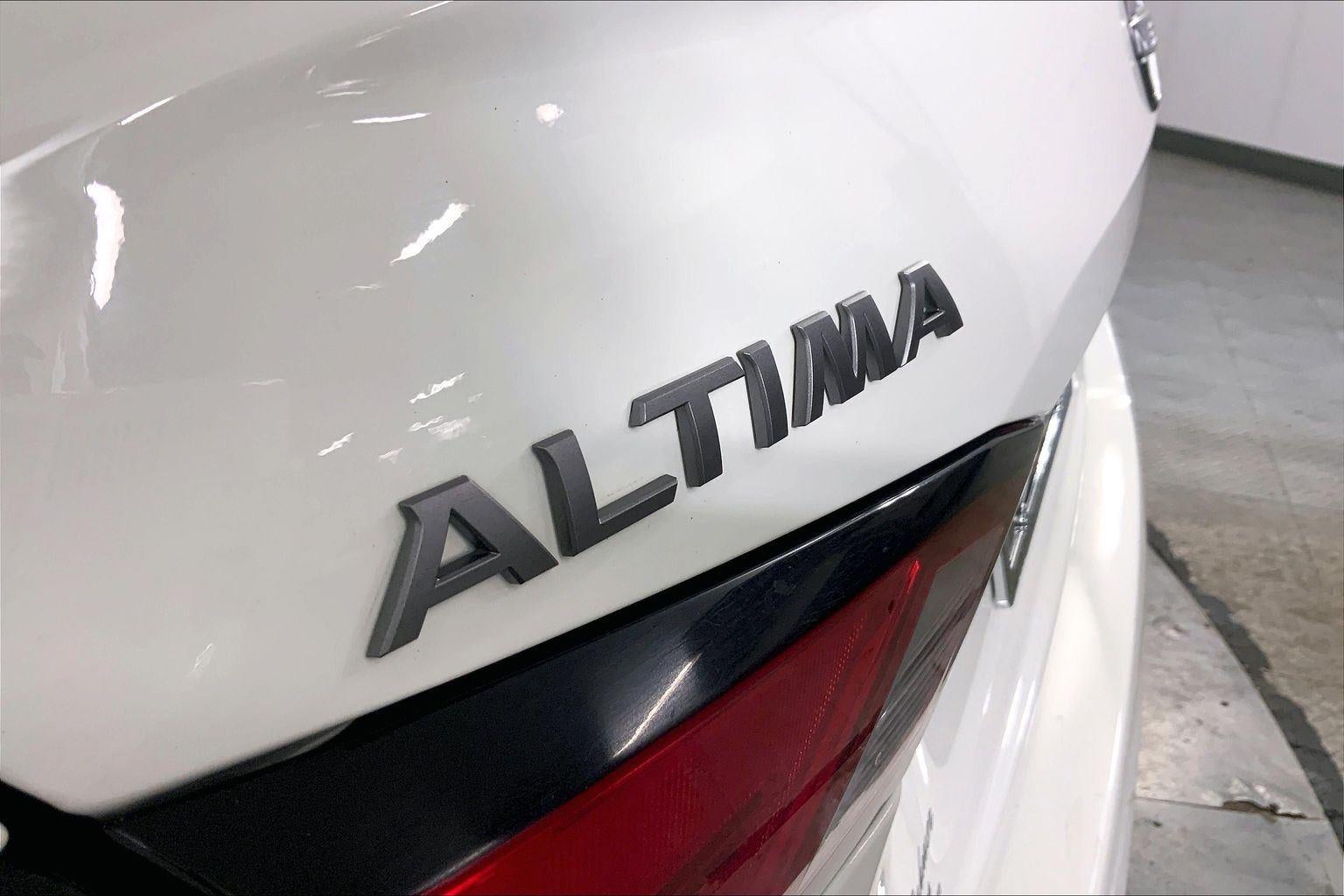 2025 Nissan Altima SV